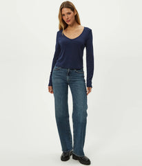 Lizzie V-Neck Long Sleeve Tee