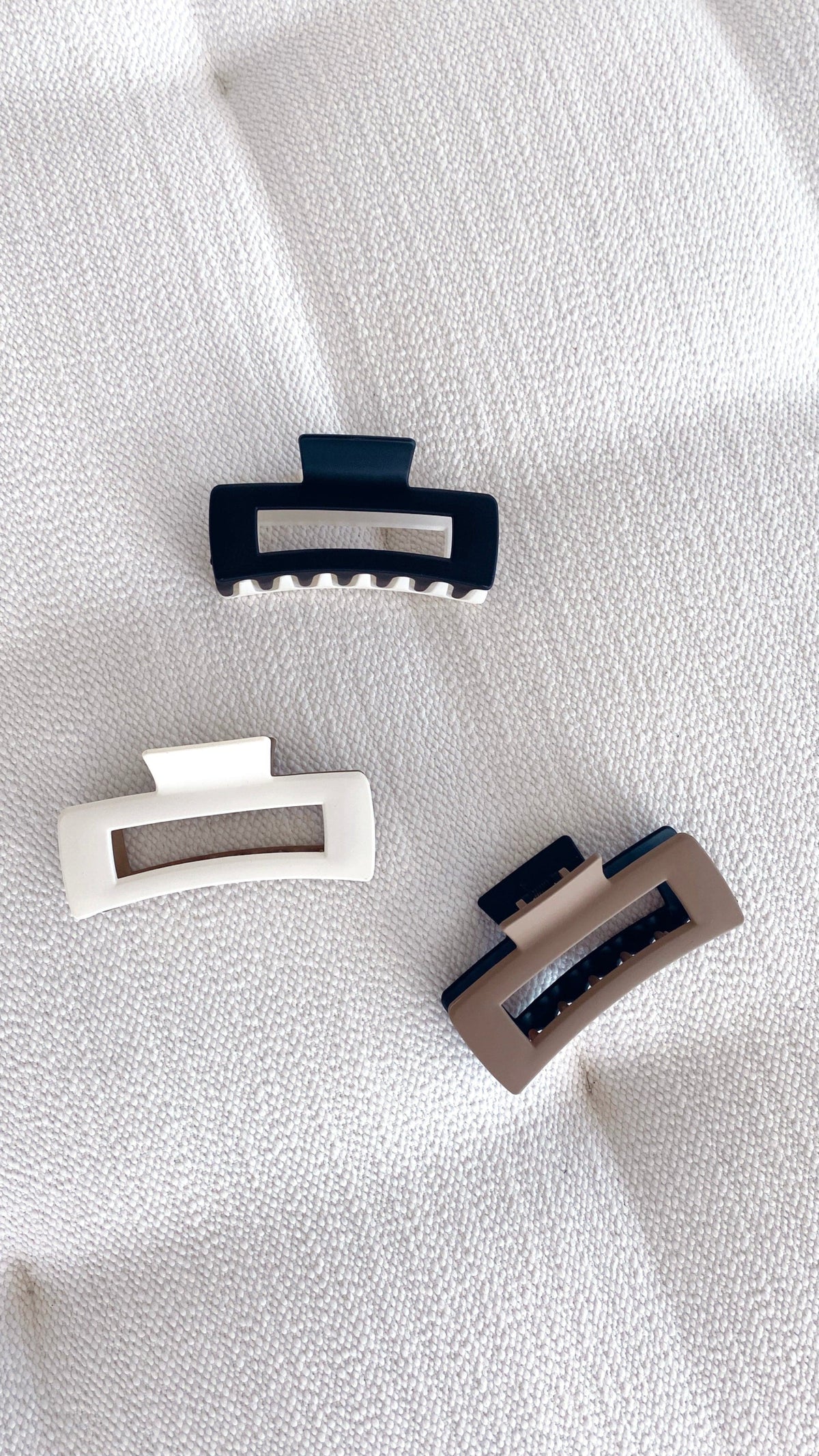 Lily Two Tone Rectangle Clip - Black/White