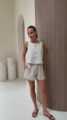 Alta Vista Linen Shorts - Beige