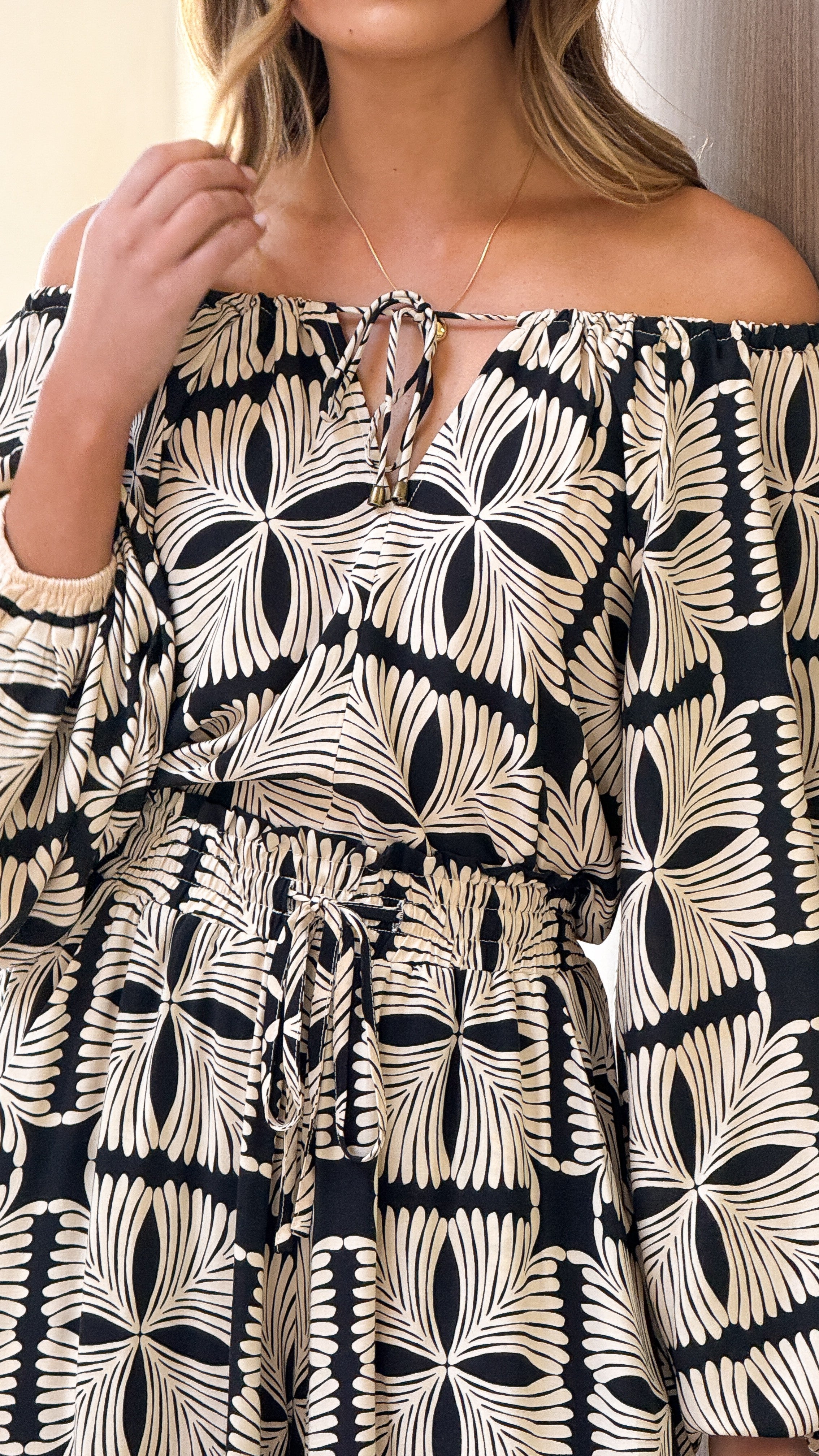 Mikky Off Shoulder Top - Cortana Print