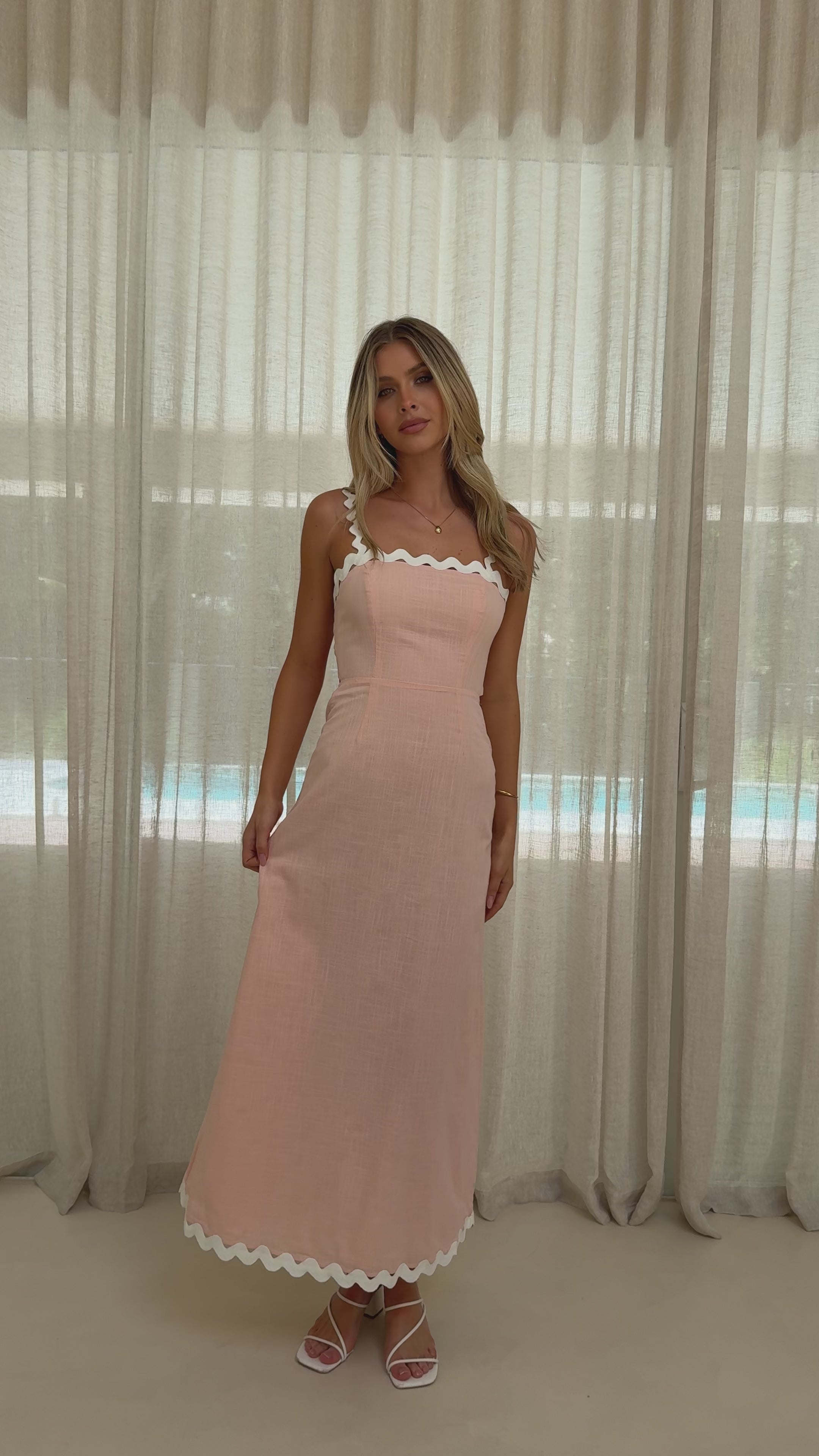 Fiora Maxi Dress - Pink