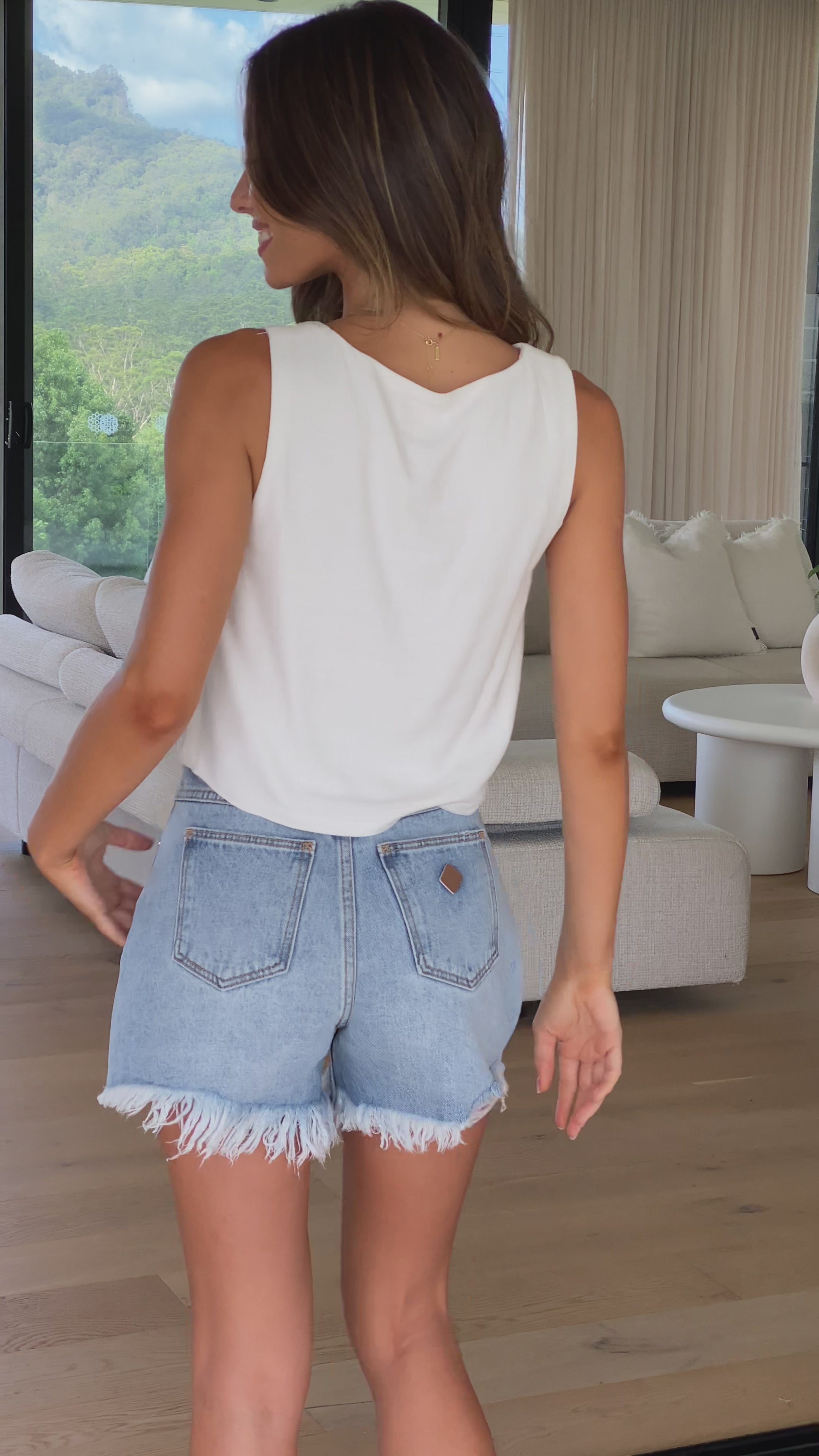 Abrand Venice Short - Suzie Rip
