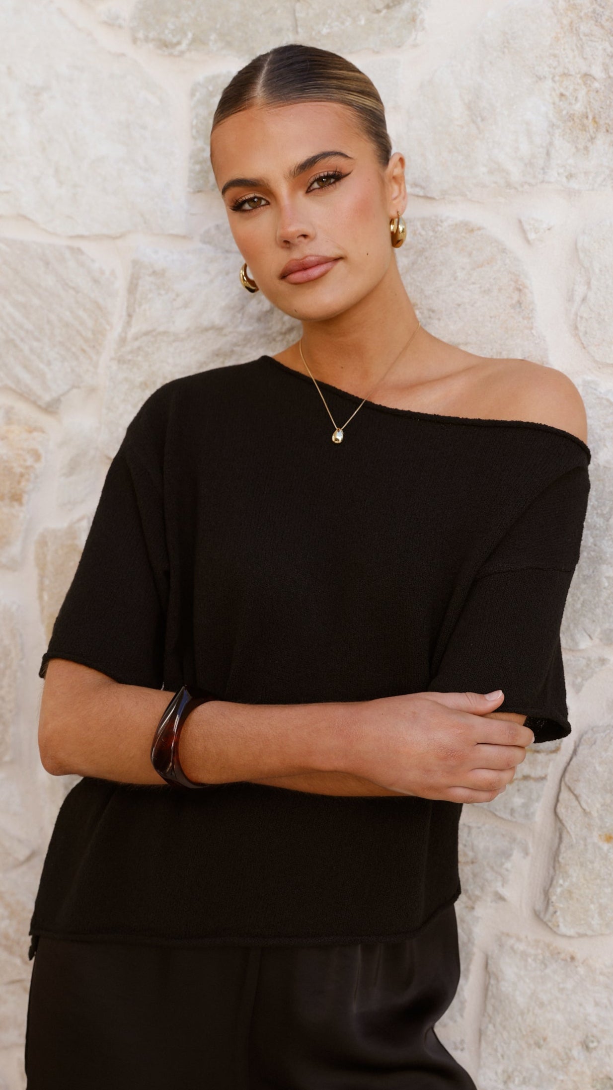 Blair Off Shoulder Tee - Black