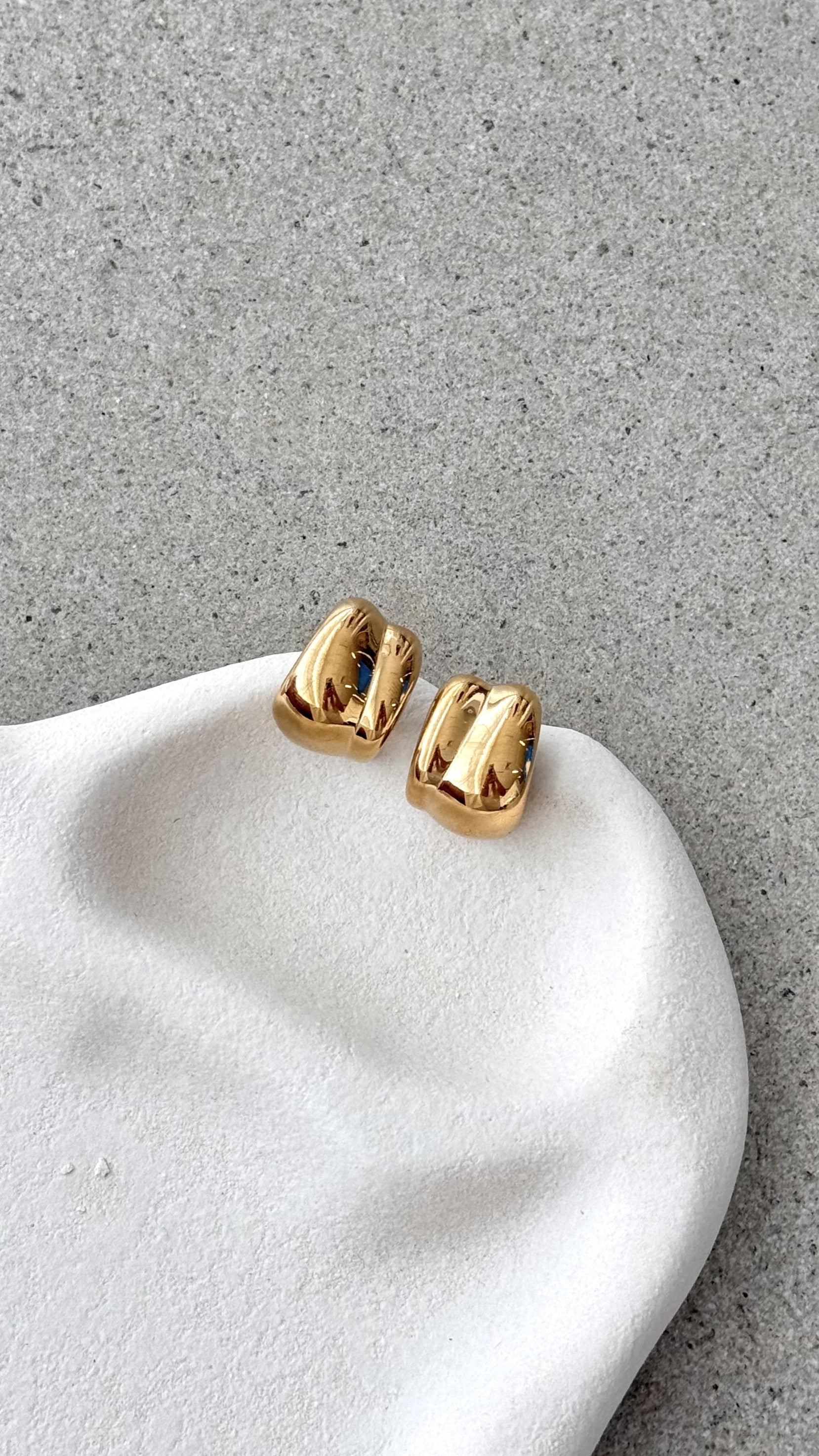 Kiara Earrings - Gold
