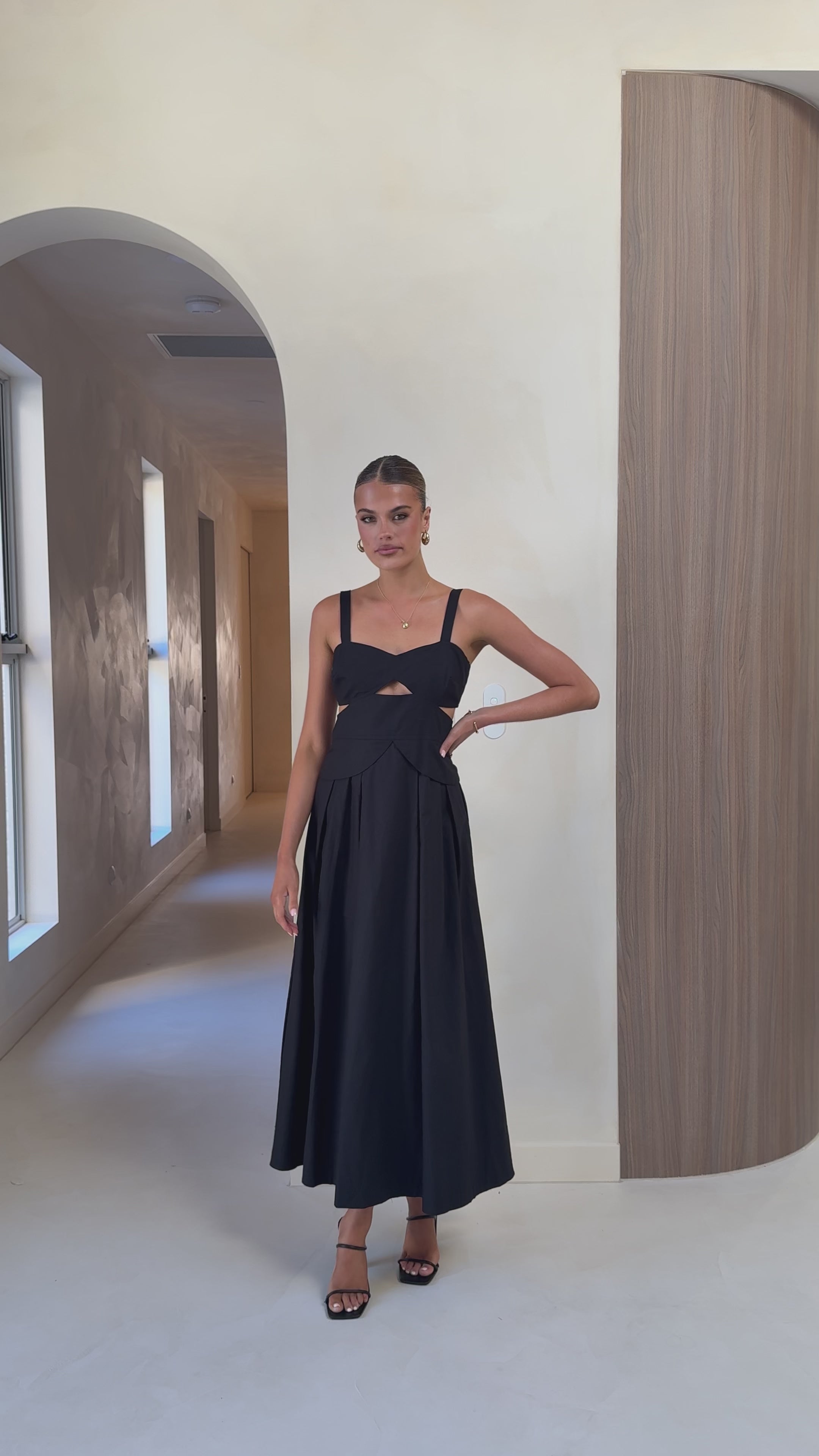 Harleigh Midi Dress - Black