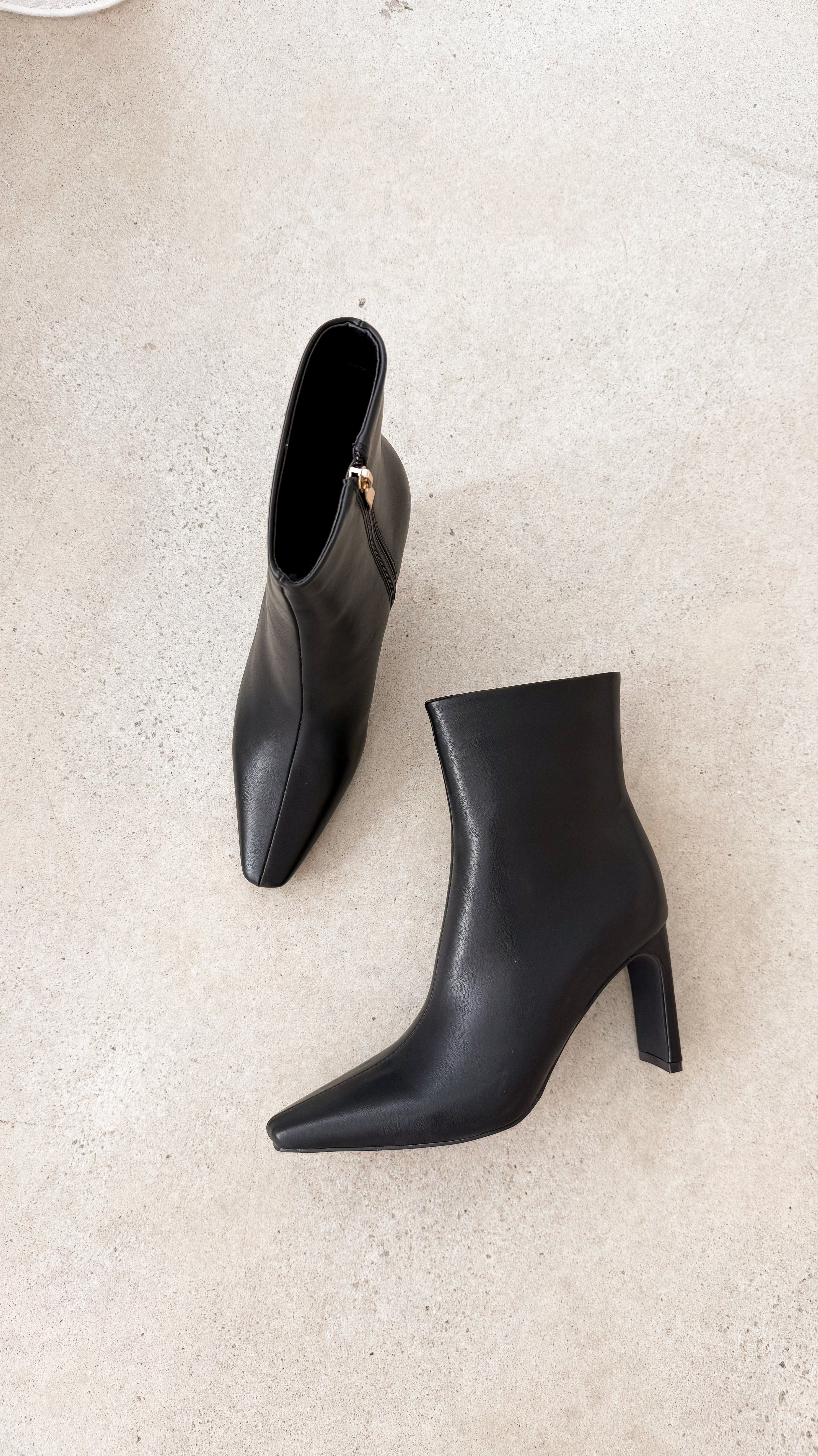 Treasure Boots - Black