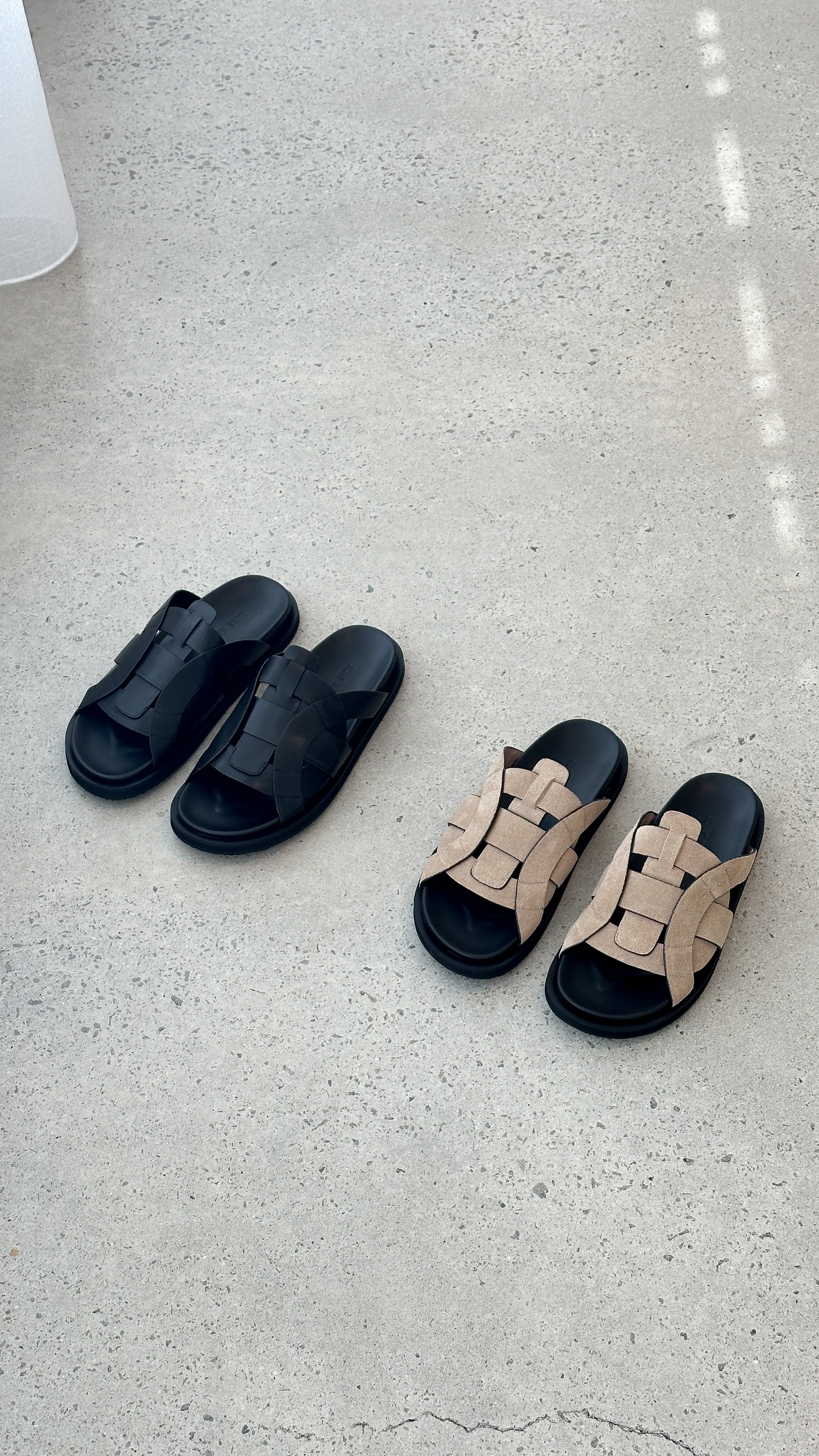 Pasquale Slides - Black leather