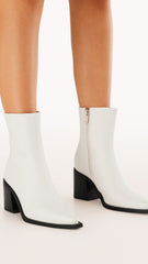 Leanora Boots - Ivory