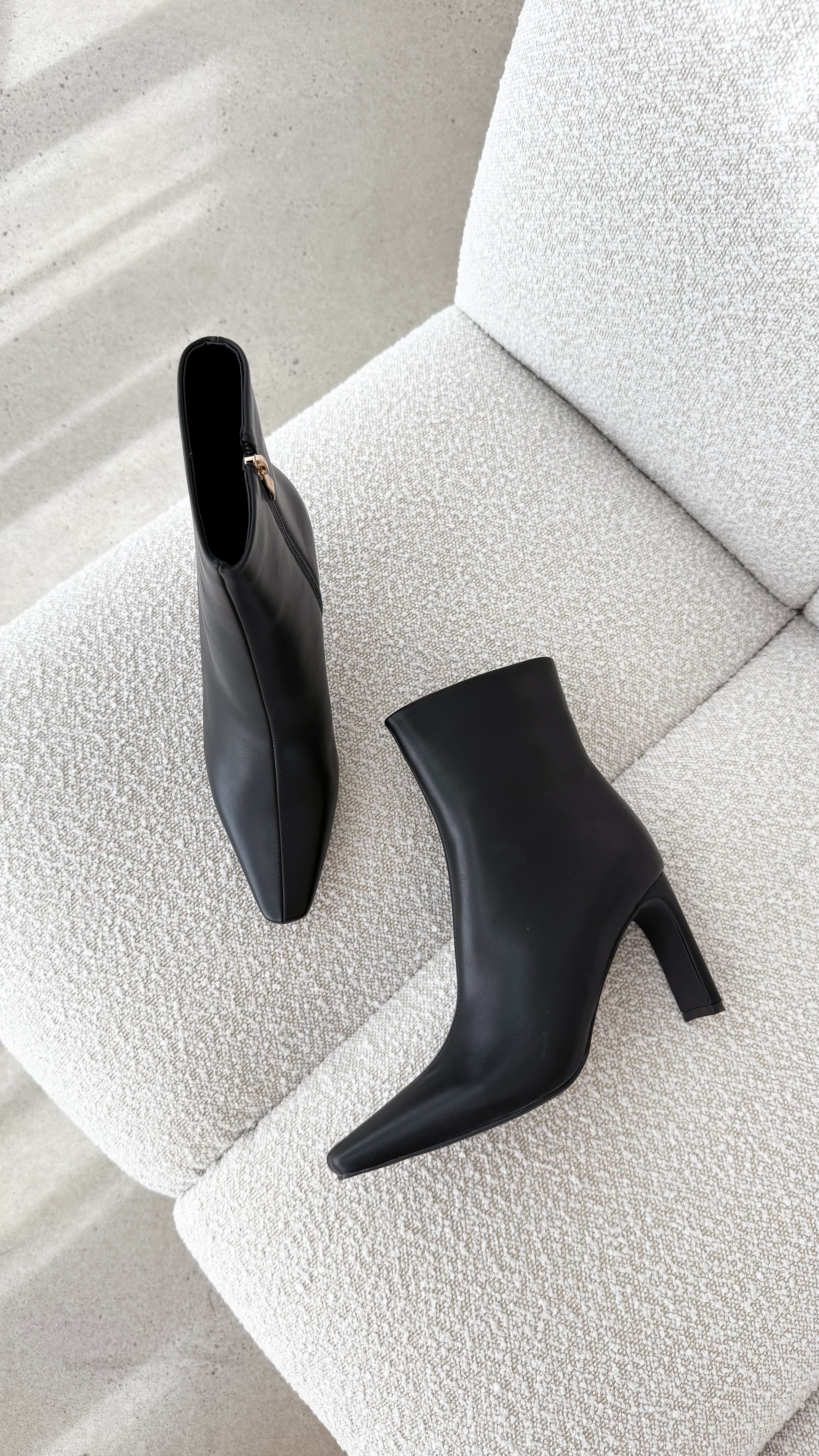 Treasure Boots - Black