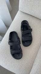 Taishi Slide - Black