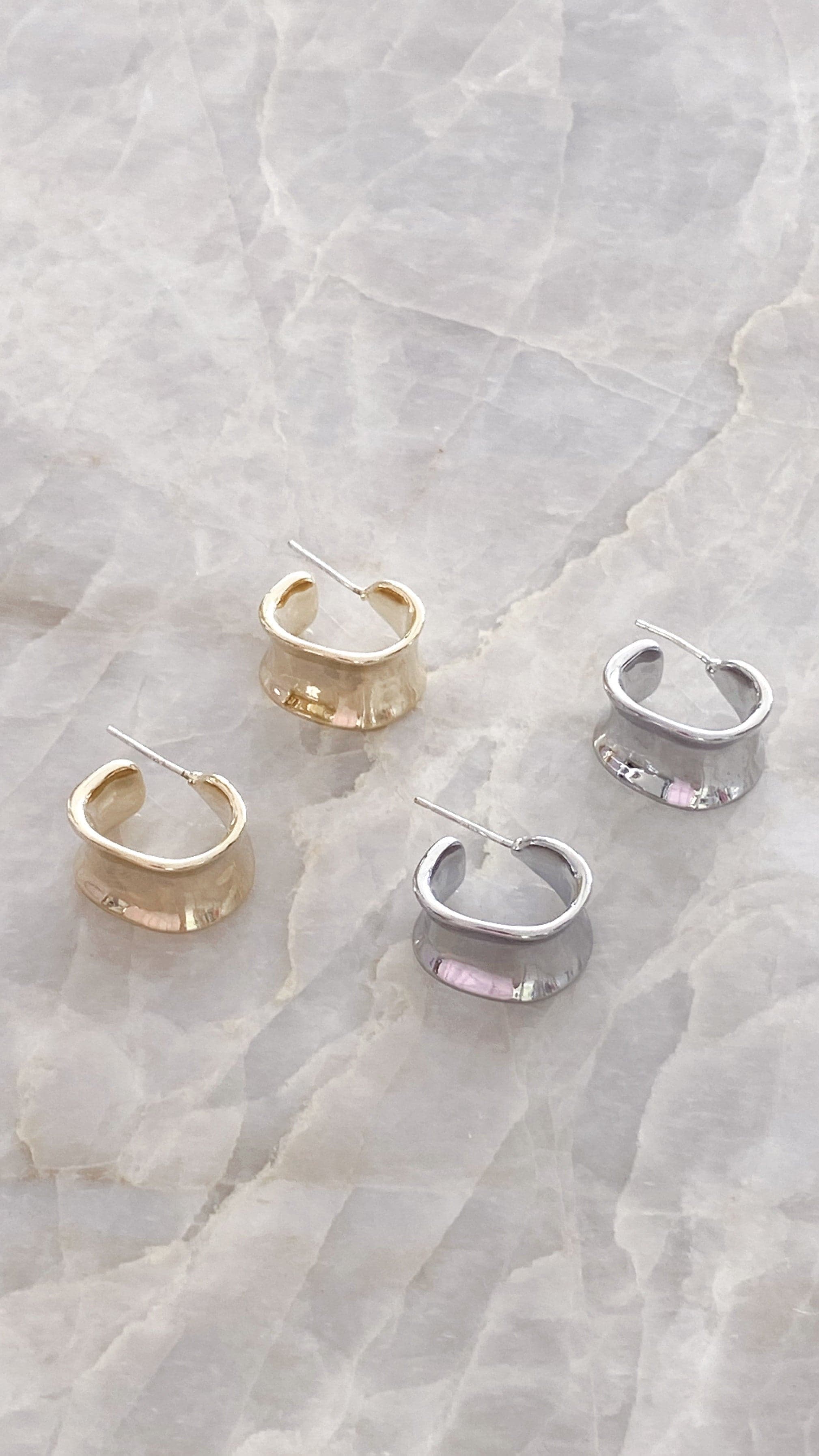 Erin Hoop Earrings - Silver