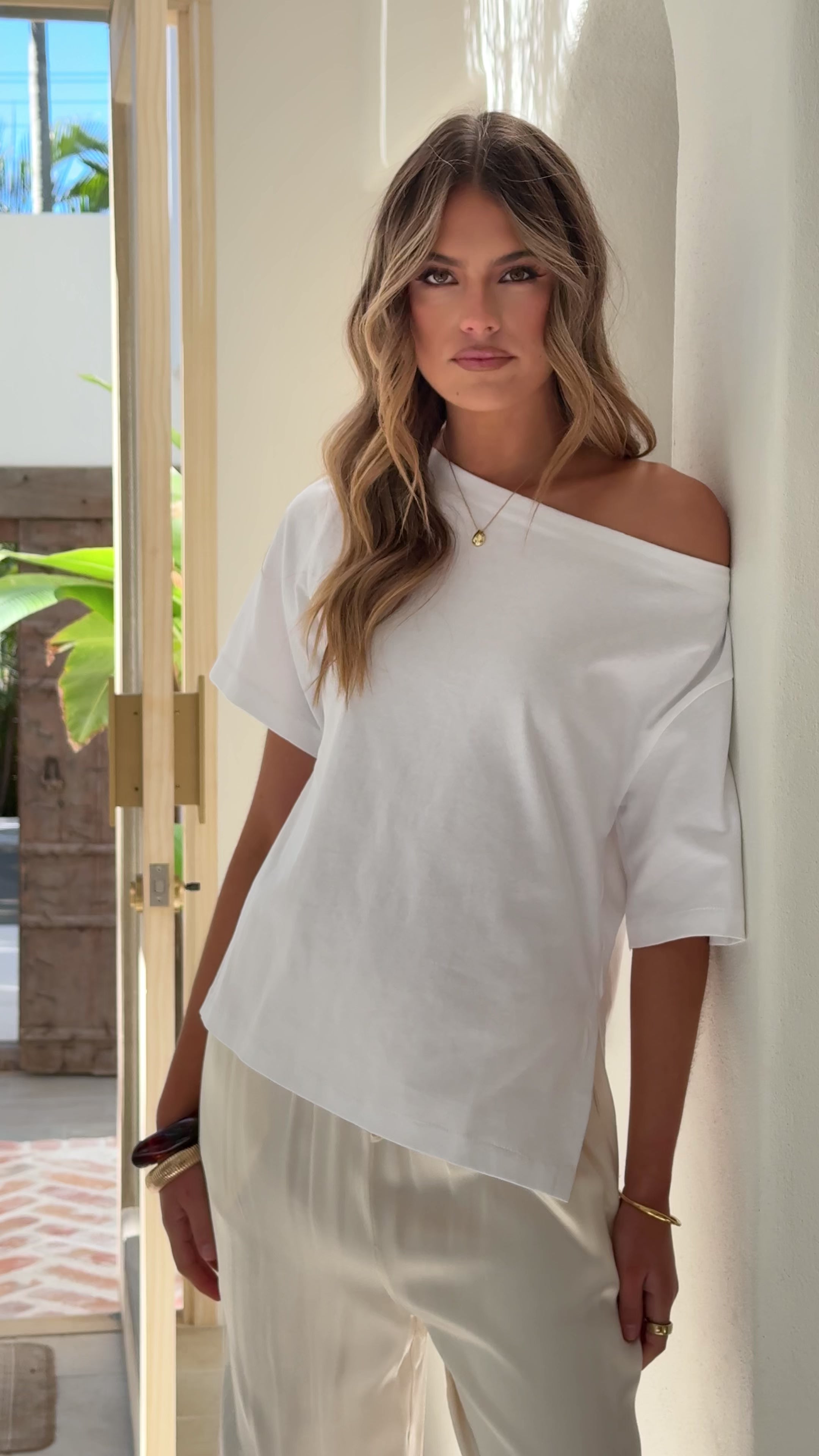 Aziel Off Shoulder Tee - White