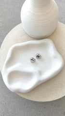 Neve Heart Earrings - Silver