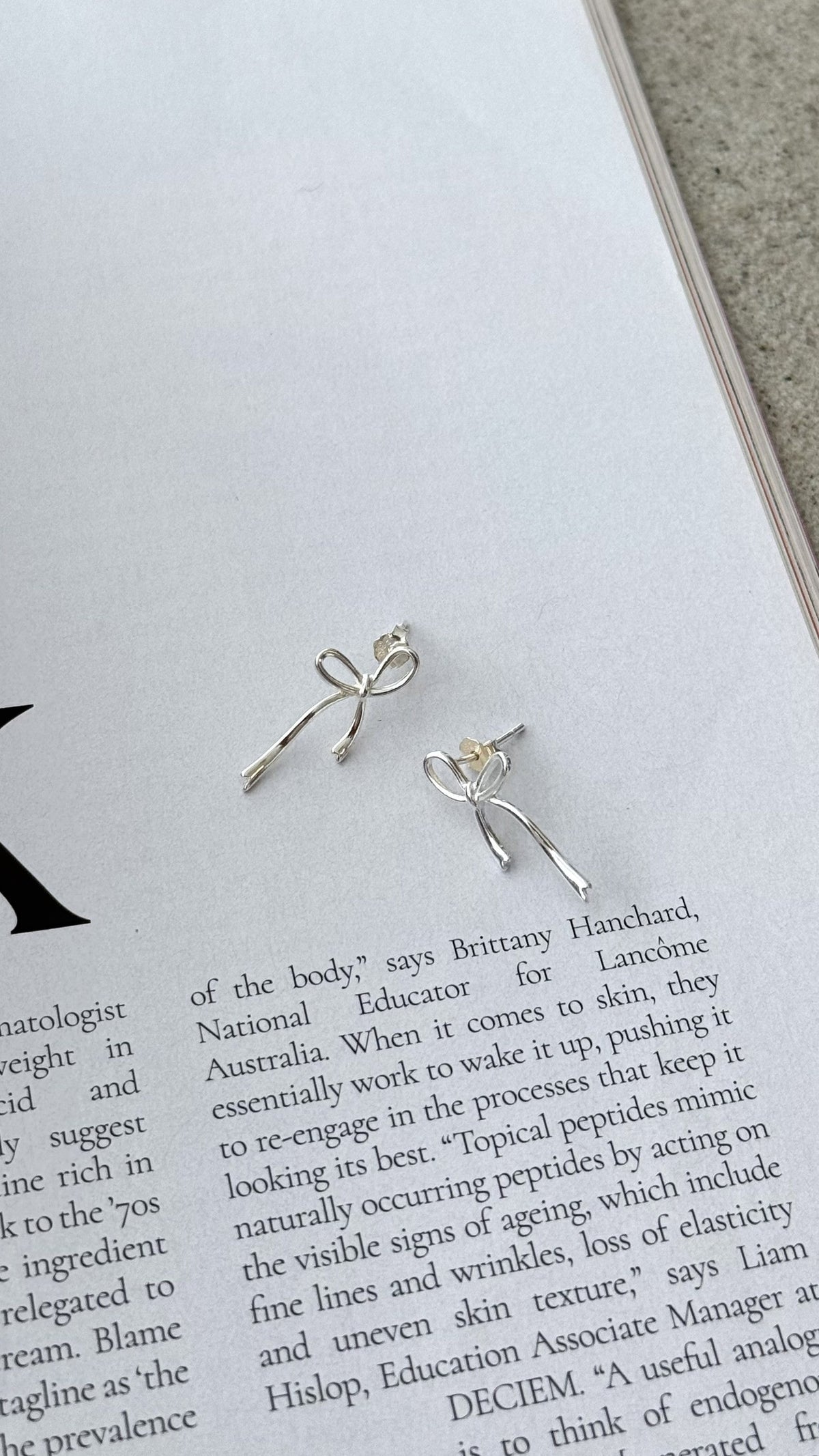 Velika Bow Earrings - Silver