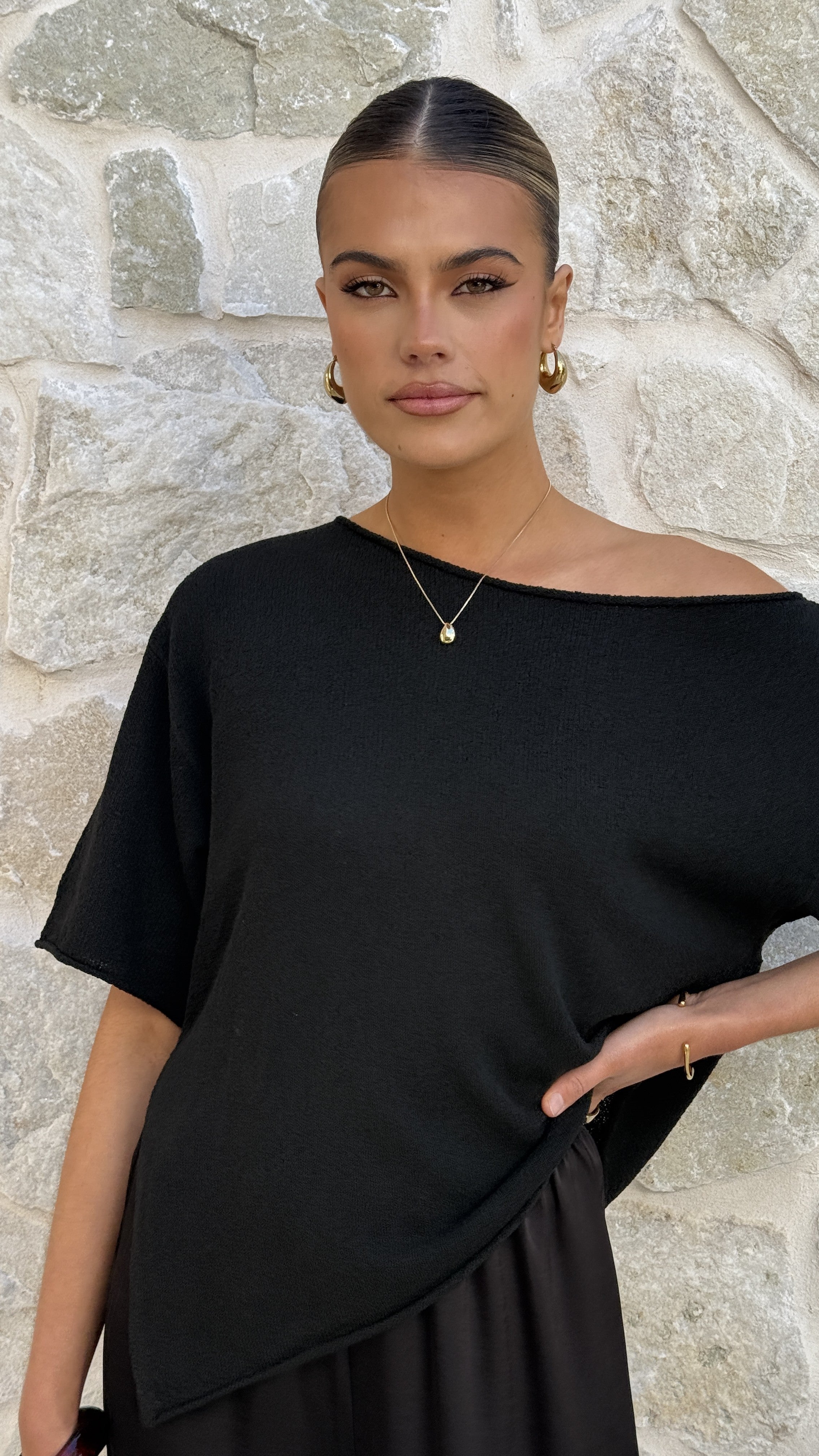 Blair Off Shoulder Tee - Black