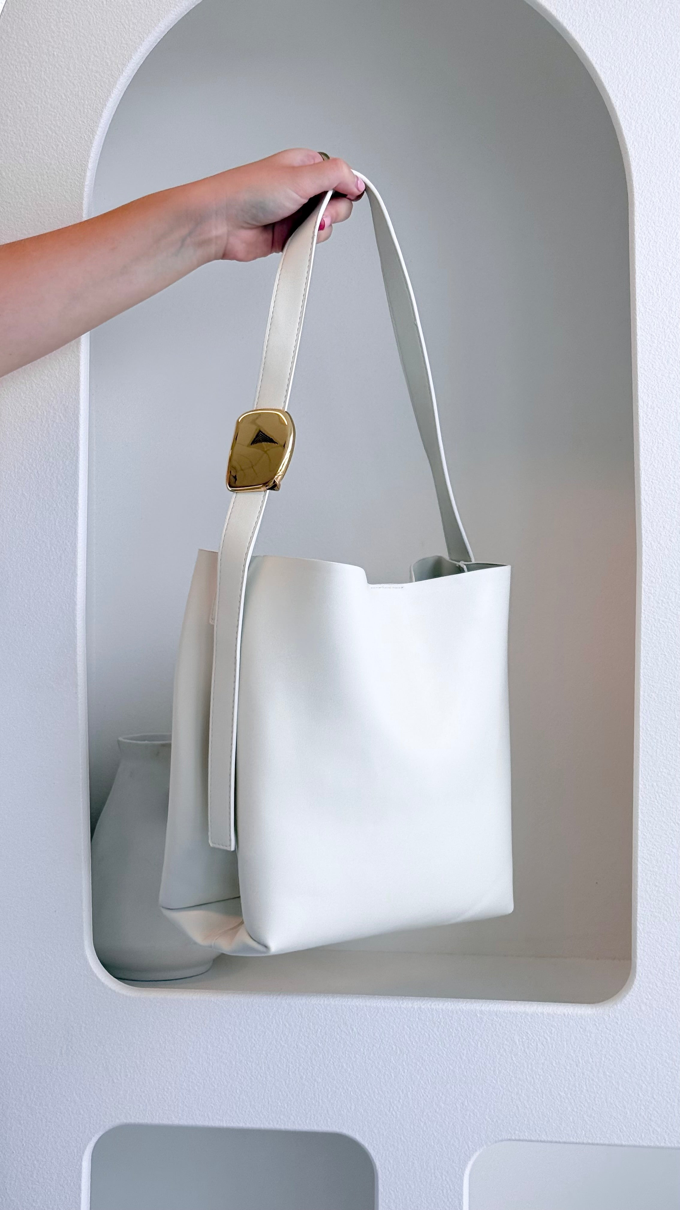 Francesca Shoulder Bag - White