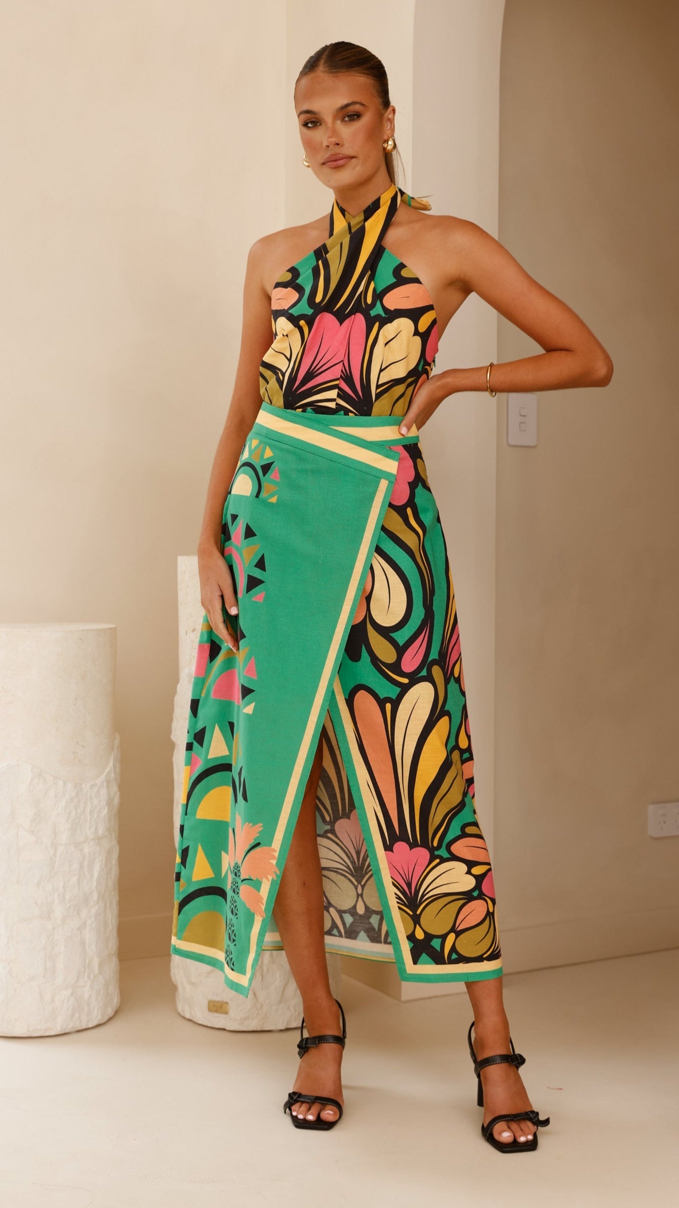 Portugal Twist Halter Top - Apple