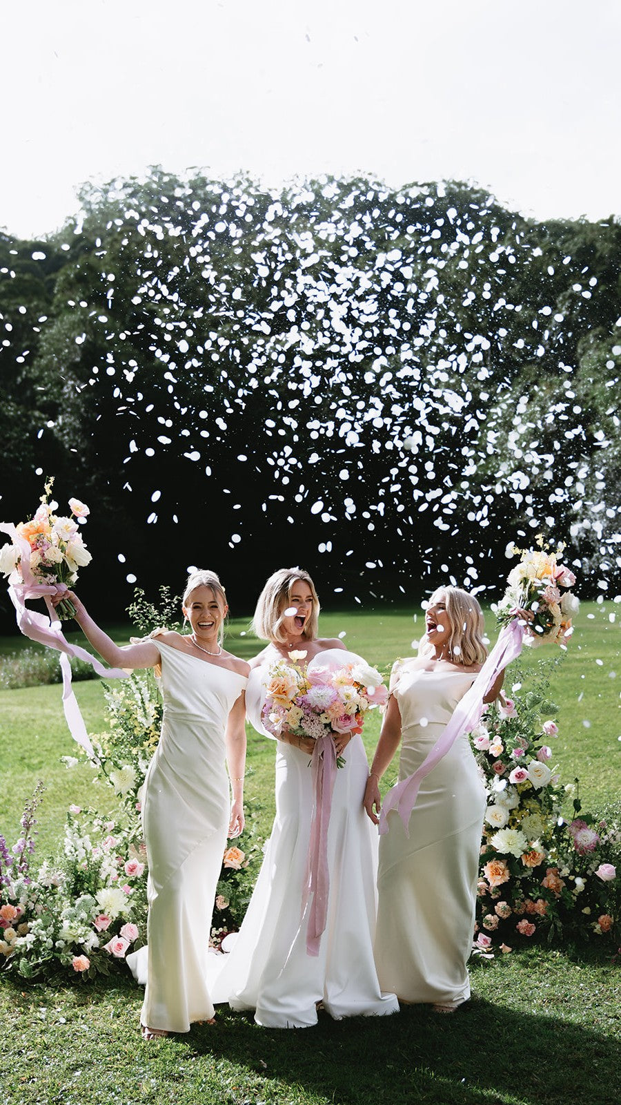 Biodegradable Confetti Cannon – Pink & White Hearts