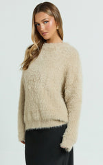 Joena Jumper - Fluffly Knit Jumper in Neutral