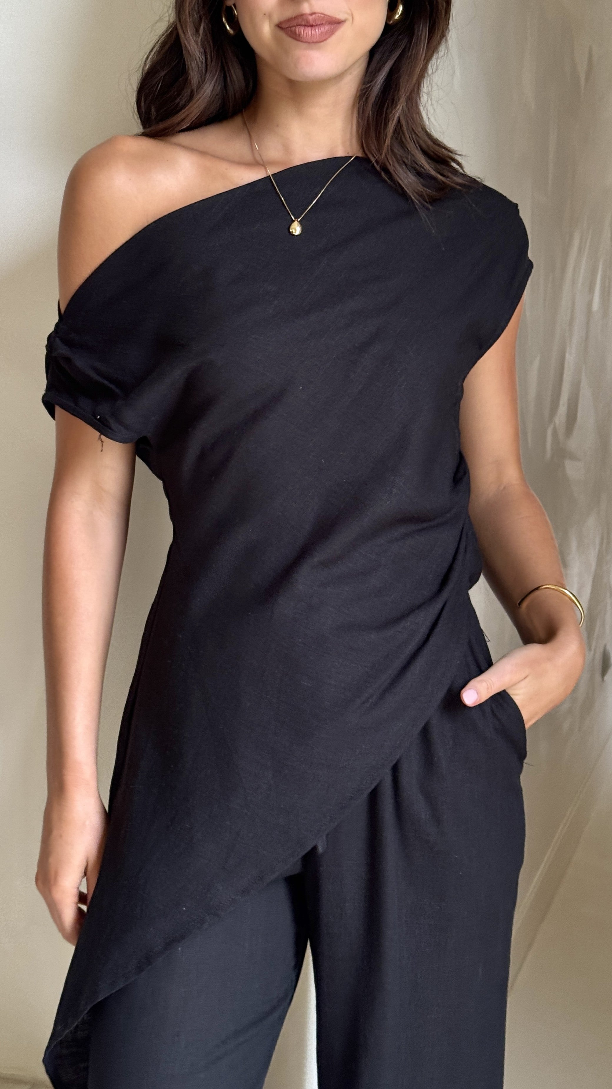 Malena Tunic Top - Black